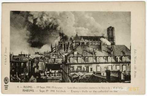 La cathédrale de Reims en feu